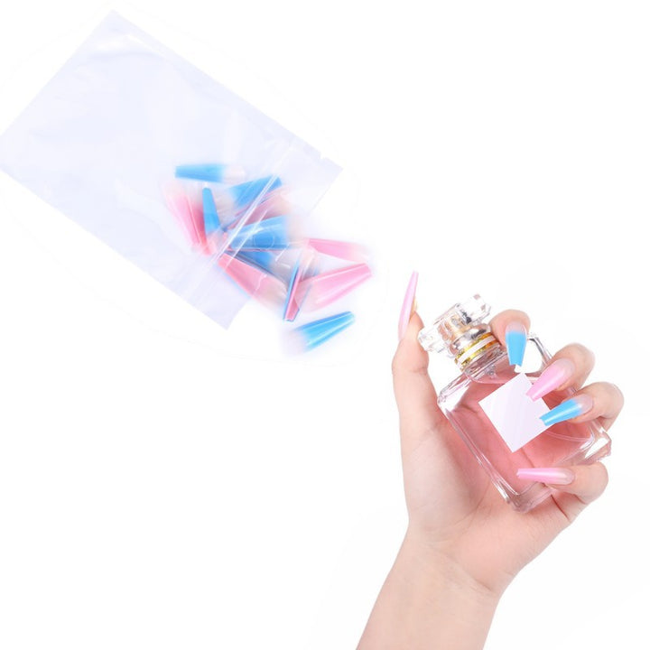 Artificial nails in elegant stiletto design Bowlift