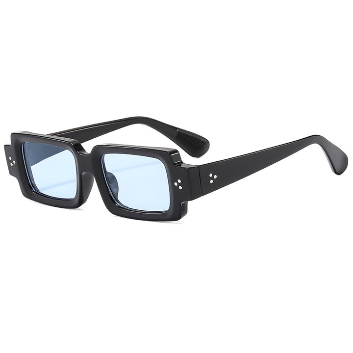 Women Fashionable oversized sunglasses with futuristic design Bowlift
