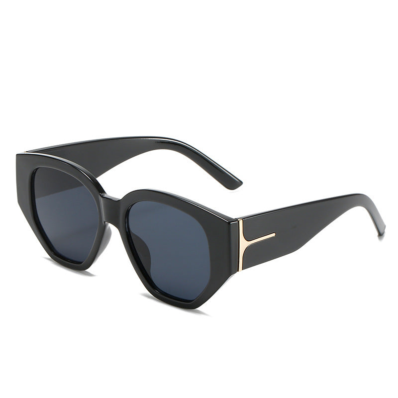 Fashionable Cat-Eye Sunglasses with Unique Geometric Frame Bowlift