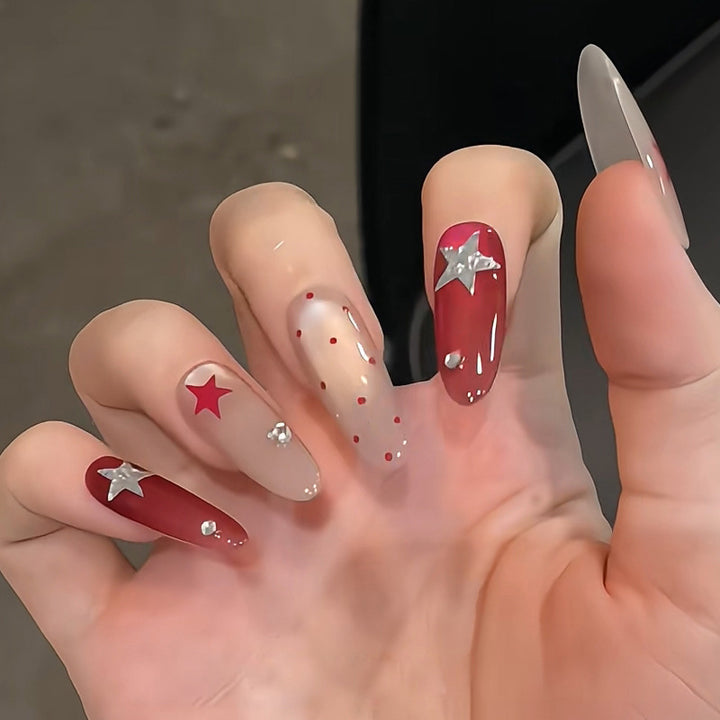Artistic Press-On Nail Set with Glamorous Star Accents Bowlift