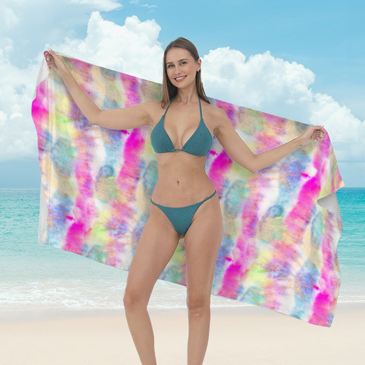 Beach towel with vibrant tropical plant motif Bowlift