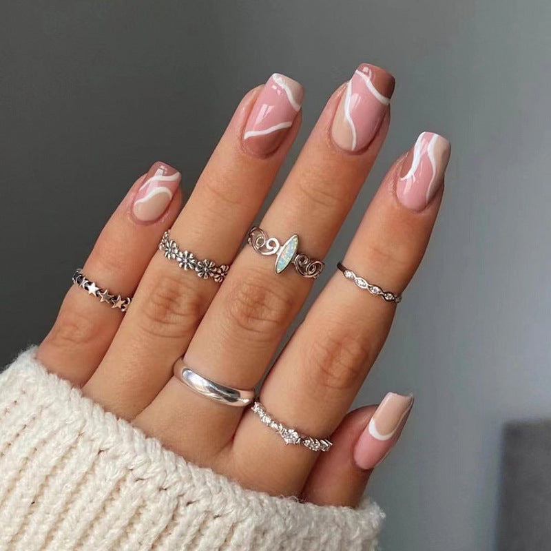 Elegant Nail Art with Geometric Design Bowlift