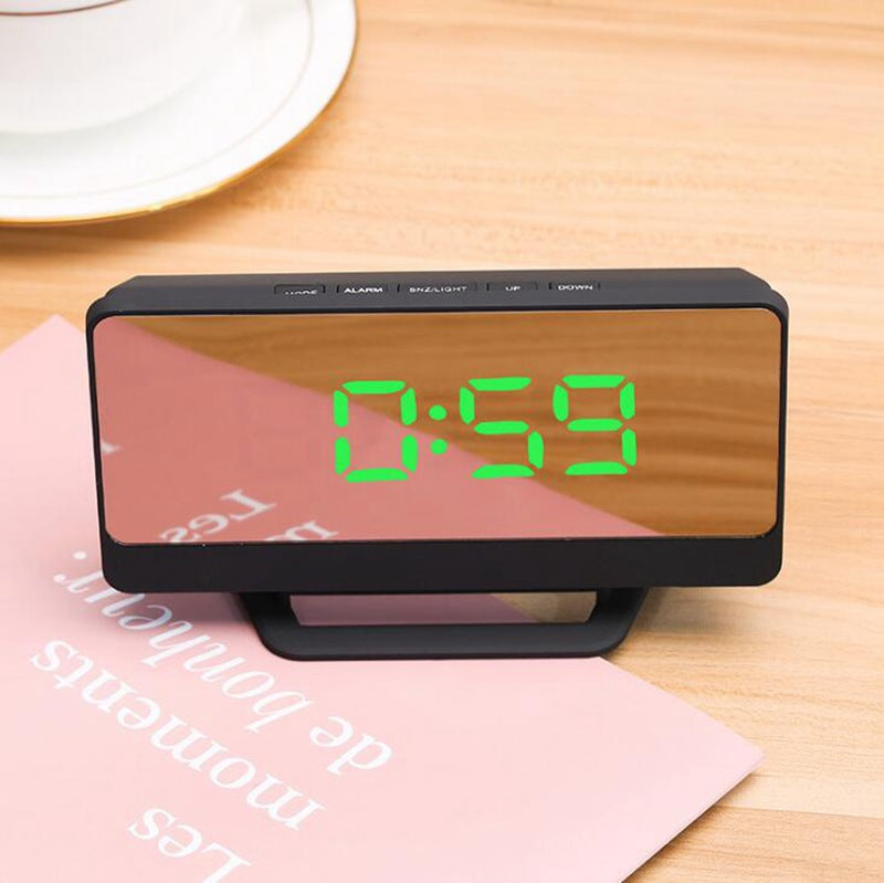 Digital alarm clock with mirror display and snooze function Bowlift