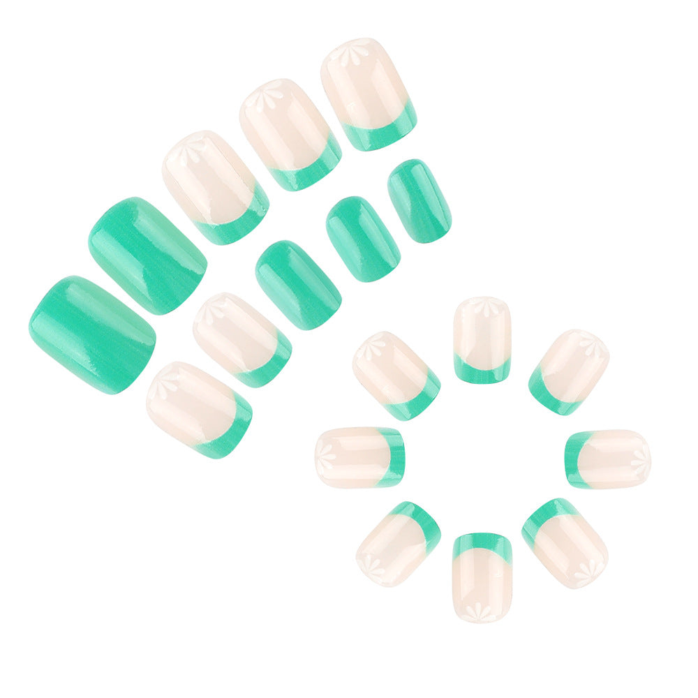 Elegant Floral Design Press-On Nail Set Bowlift