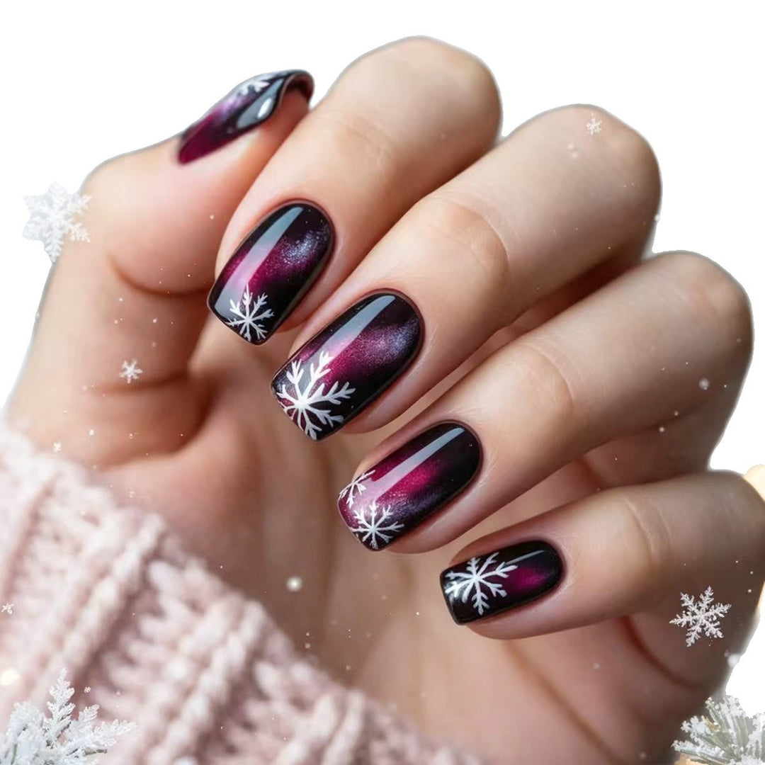 Artificial nails with festive snowflake design Bowlift