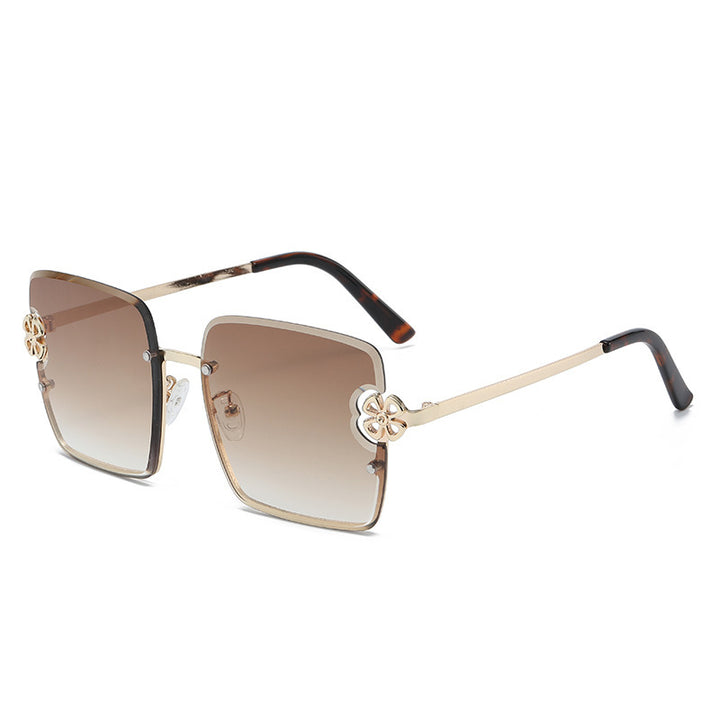 Women square sunglasses with floral design Bowlift