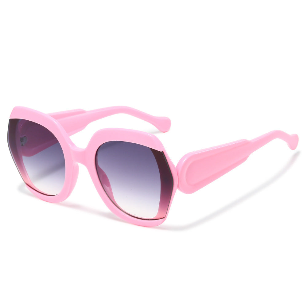 Fashion-Forward Oversized Sunglasses Bowlift