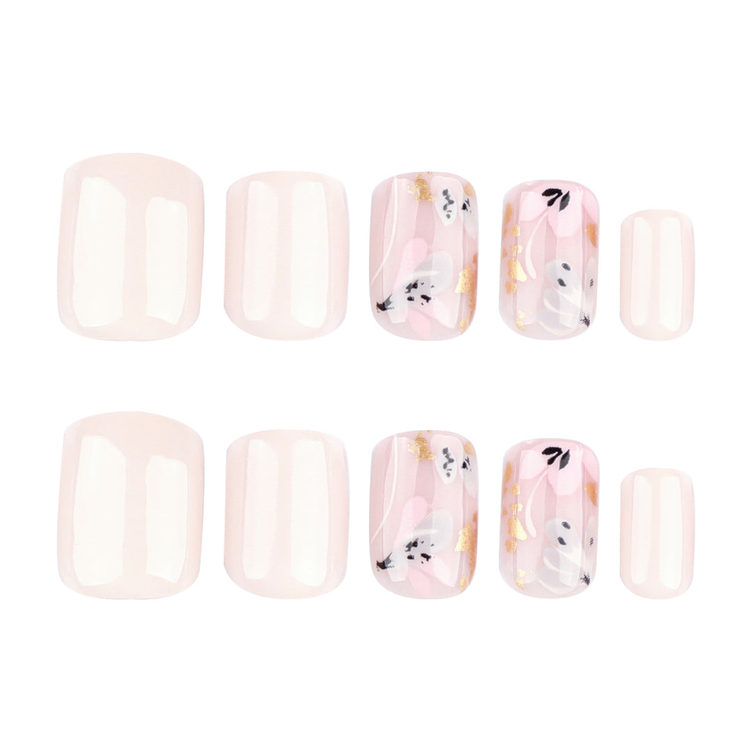 Elegant Artificial Nail Design with Floral Accents Bowlift