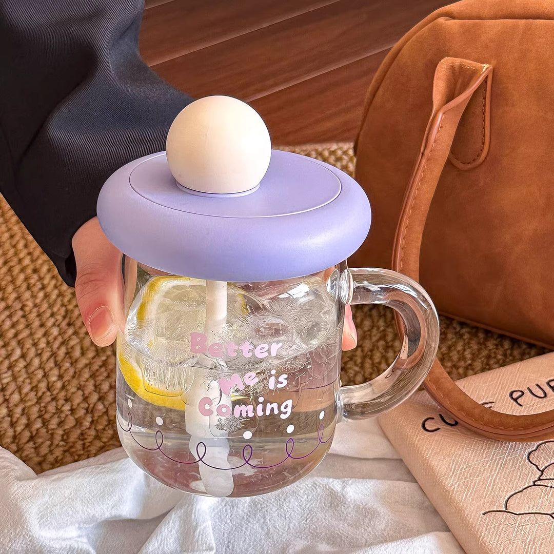 Ladies drinking glass with silicone lid Bowlift