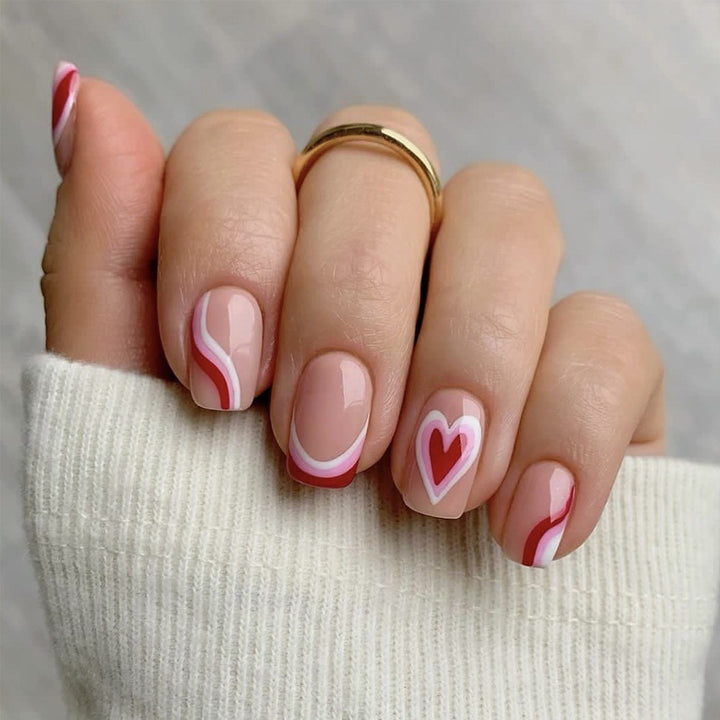 Artistic Heart Accent Nail Art Set Bowlift