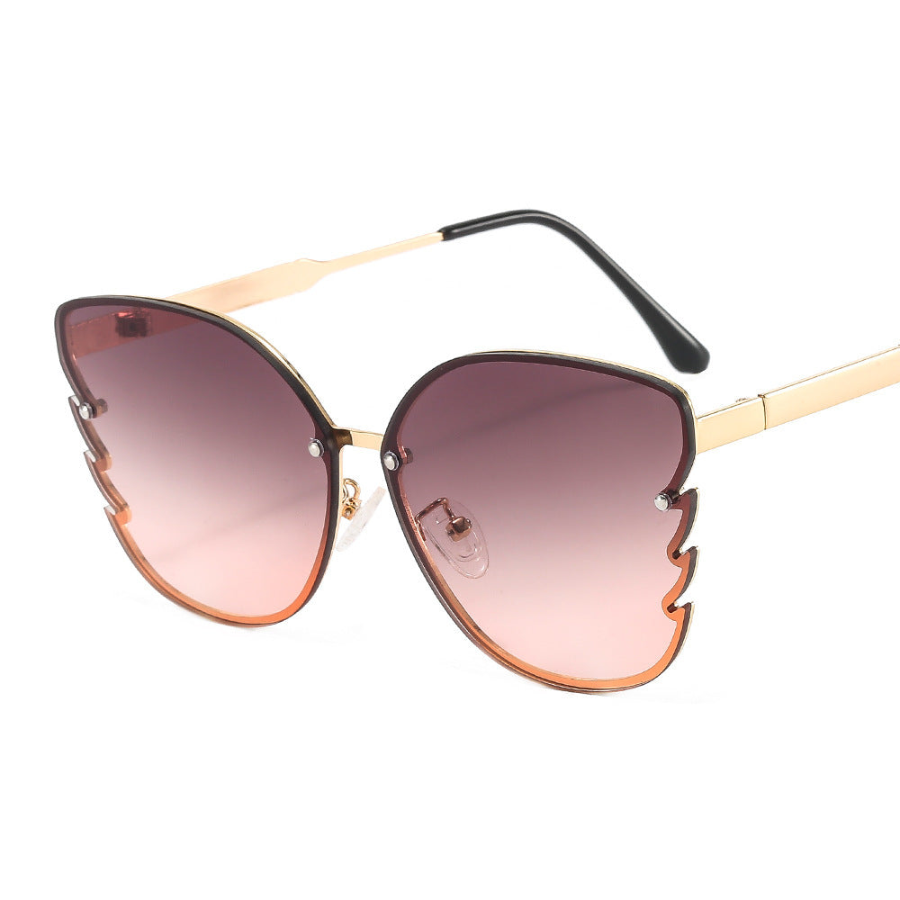 Women's statement sunglasses with unique design and gradient lenses Bowlift