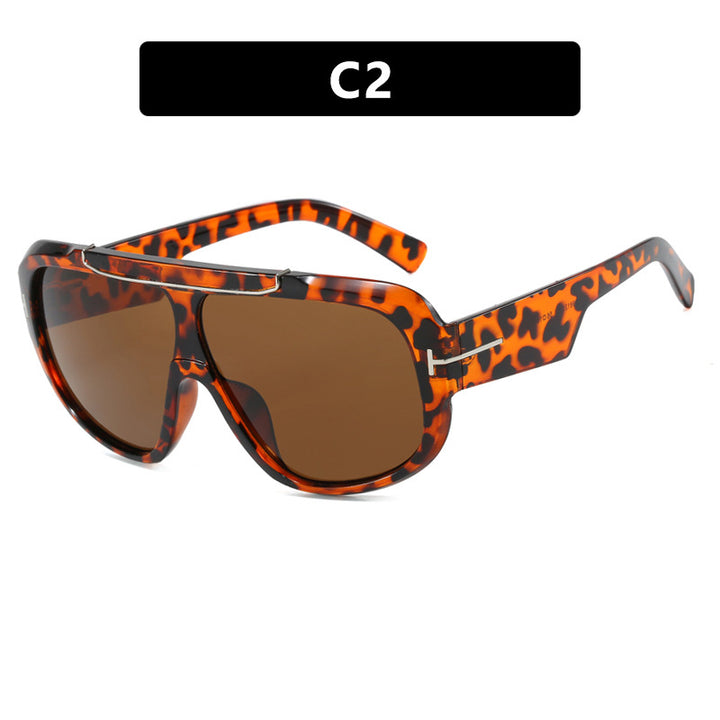 Ladies sporty sunglasses with modern design and UV protection Bowlift