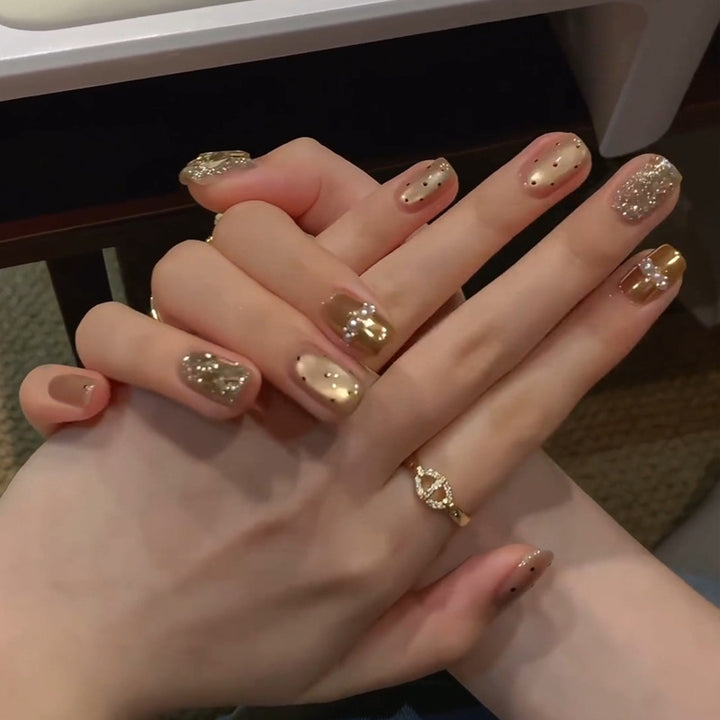 Premium Glittery Press-On Nail Set Bowlift