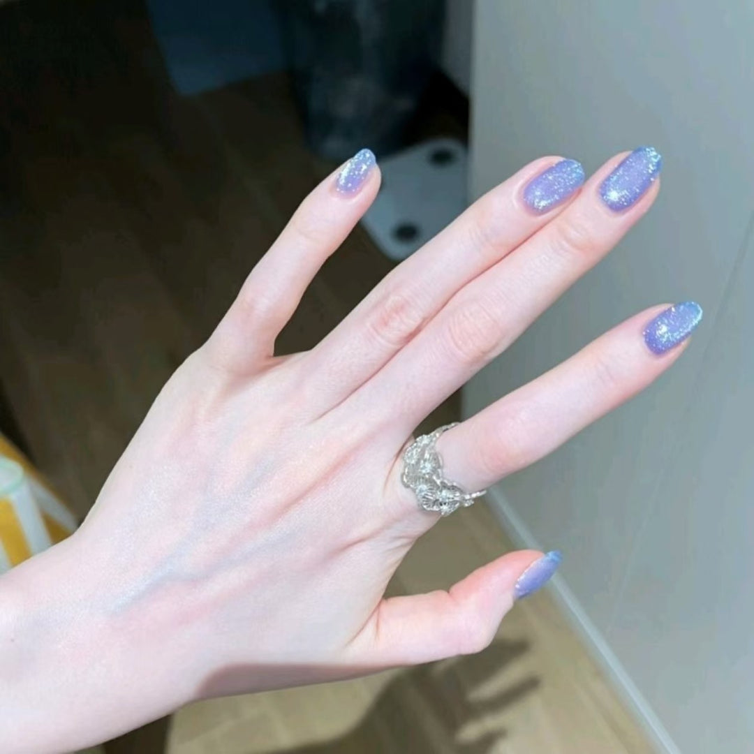 Stylish Press-On Nail Wraps Bowlift