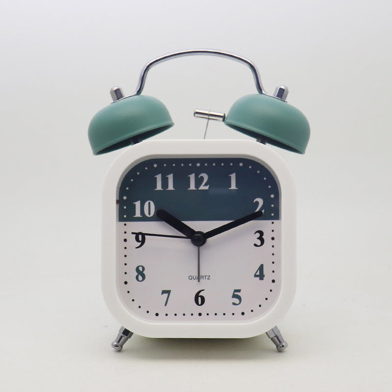 Quarz Alarm Clock in Modern Retro Style Bowlift