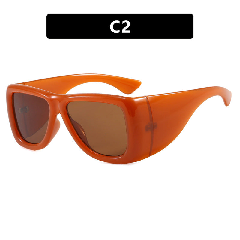 Ladies trendy oversized sunglasses with striking tortoiseshell design Bowlift