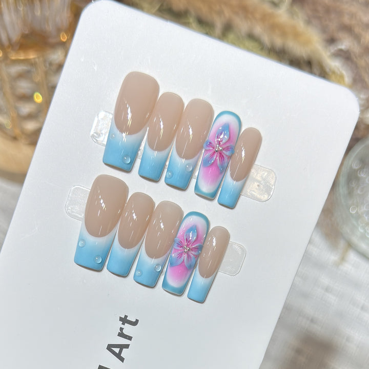 Floral-Accent Press-On Nail Set Bowlift
