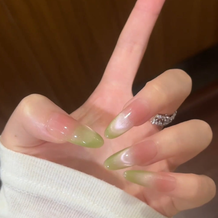 Thematic Character-Embellished Press-On Nail Set Bowlift