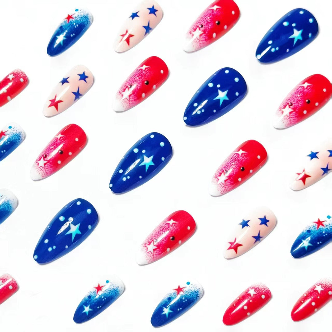 Creative artificial nails with festive star design Bowlift