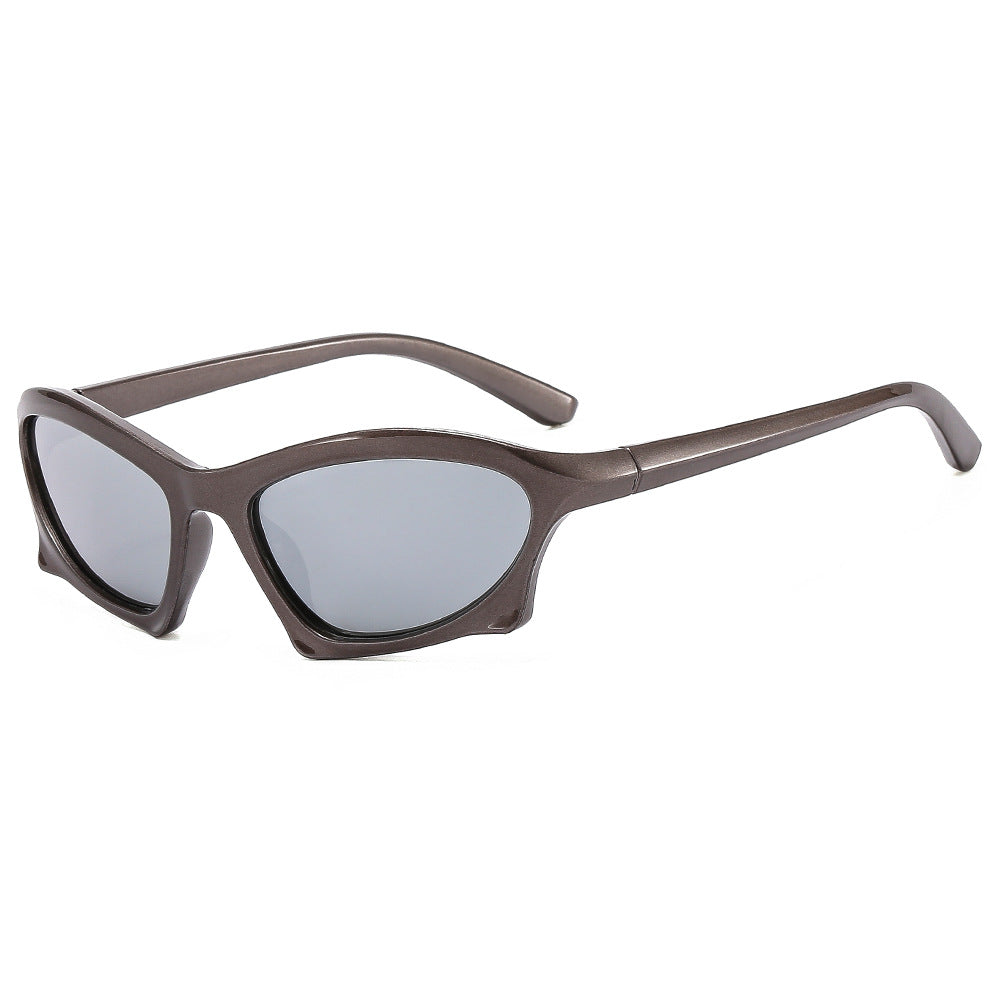 Women's sporty sunglasses in trendy design Bowlift