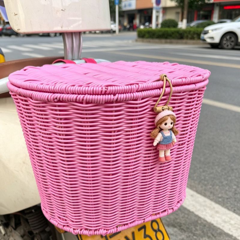 woven rattan front bicycle basket with universal handlebar mount Bowlift