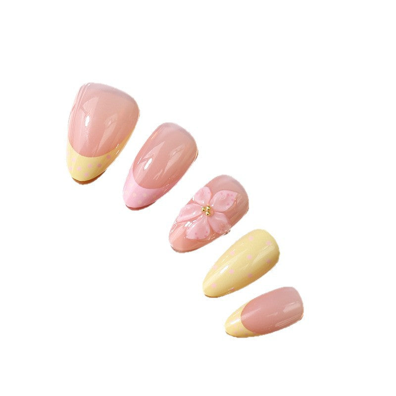 Floral Elegant Press-On Nail Set Bowlift
