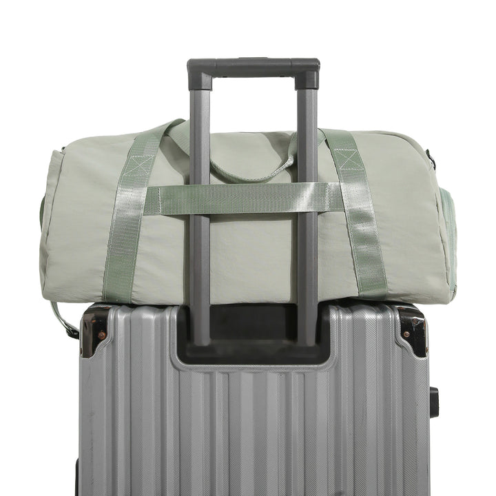Practical Sports Bag Bowlift