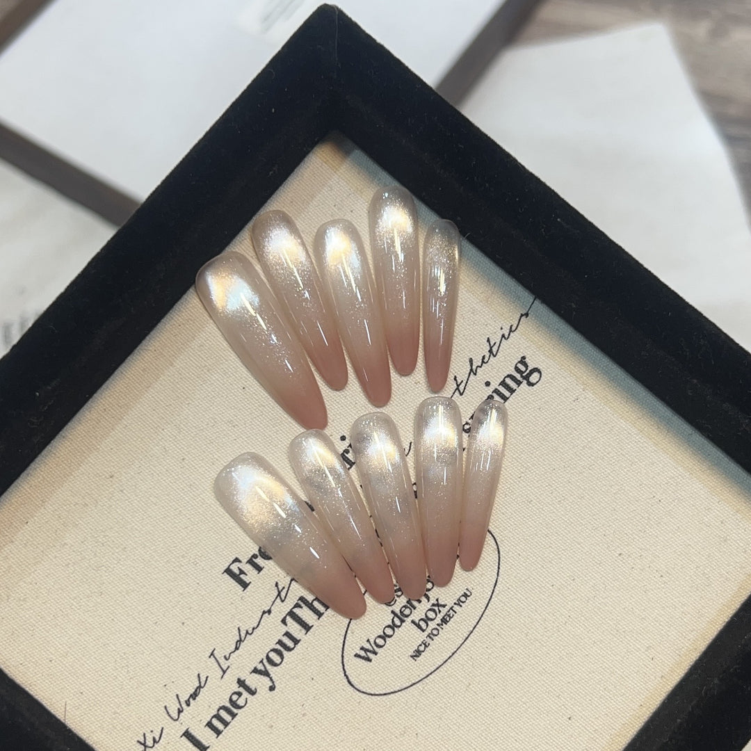 Stiletto Press-On Nail Set with Glitter Finish Bowlift