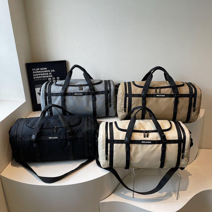 Sporty Weekend Bag with Practical Compartment System Bowlift