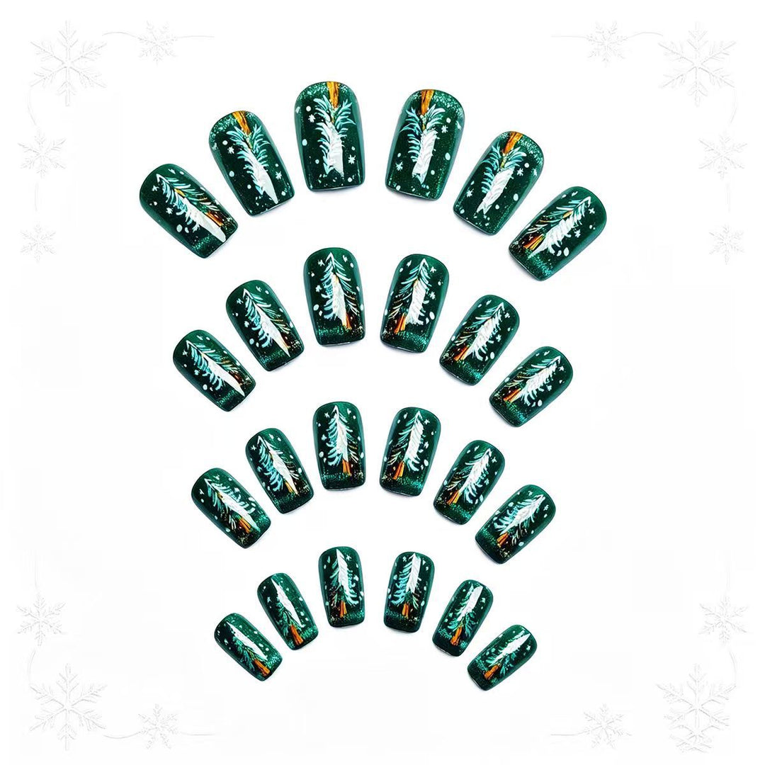 Artificial Nails in Festive Christmas Tree Design Bowlift