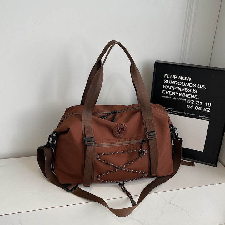 Versatile Sports Duffle Bag with Adjustable Straps Bowlift