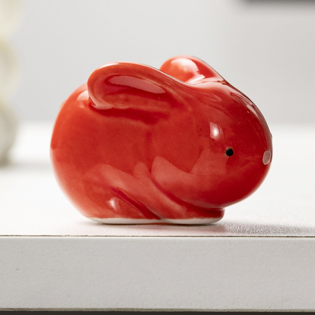 Decorative ceramic figure in rabbit format Bowlift