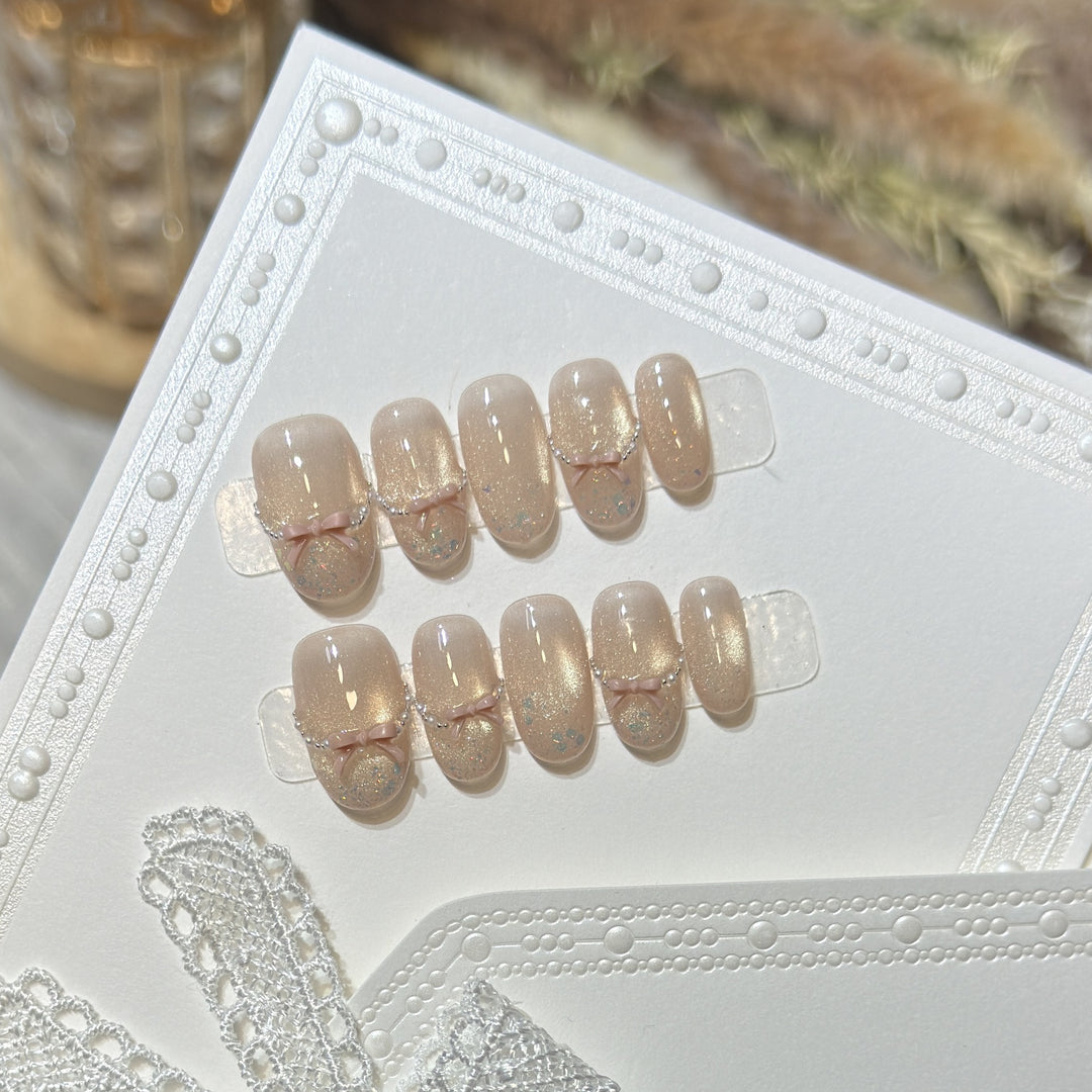 Press-On Nail Art Set with Elegant Bow Accents Bowlift