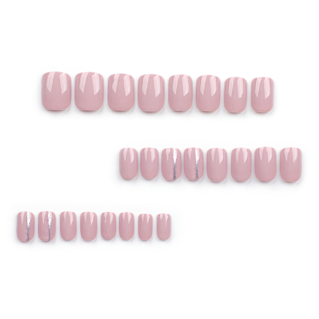Nail art with elegant glitter accent Bowlift