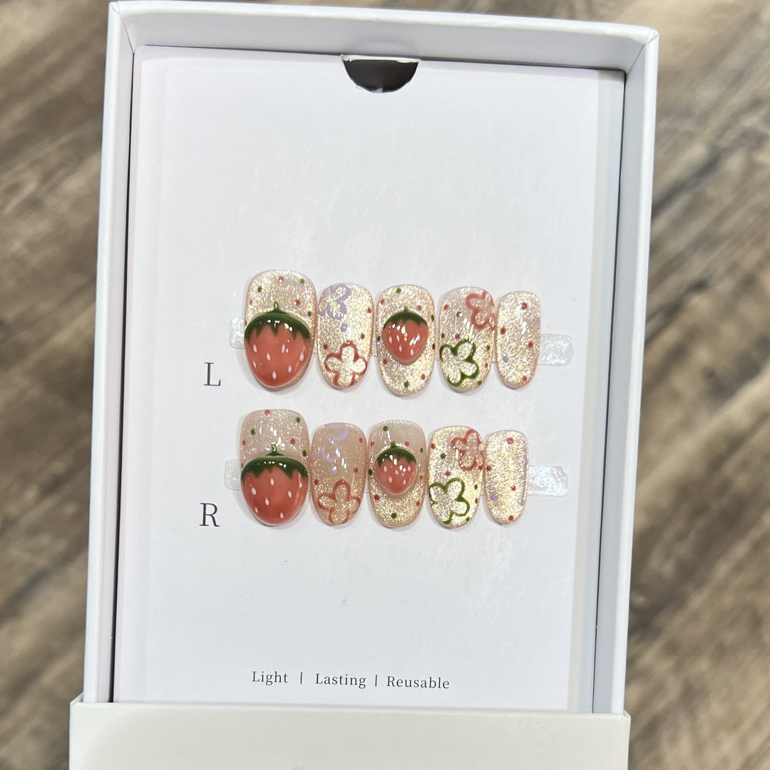 Artistic Strawberry-Themed Press-On Nail Set Bowlift