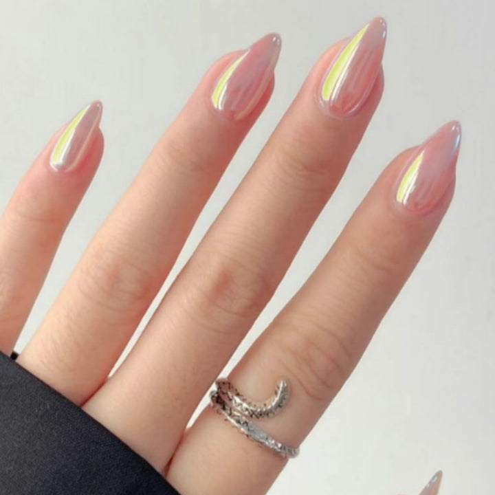 Iridescent Press-On Nail Set Bowlift
