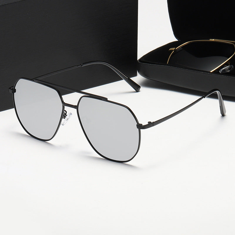 Women's stylish sunglasses with innovative metal frame Bowlift