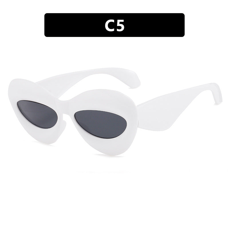 Ladies Cat-Eye Sunglasses in modern design Bowlift