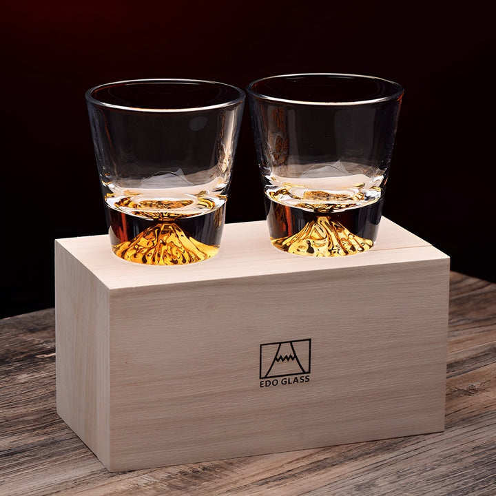 Whiskey glasses with Mount Fuji design – Elegant set for connoisseurs | Bowlift