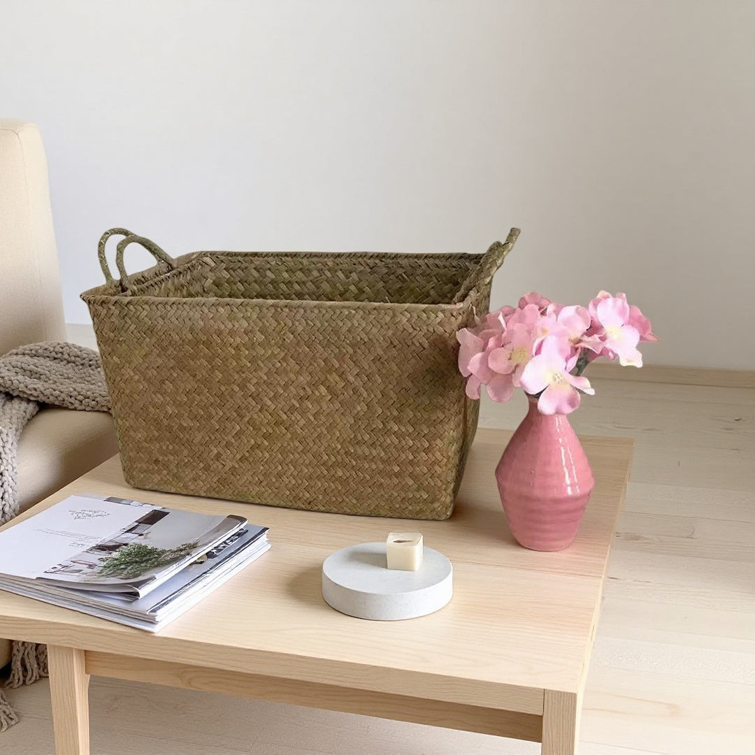 Women's basket with handwoven design Bowlift