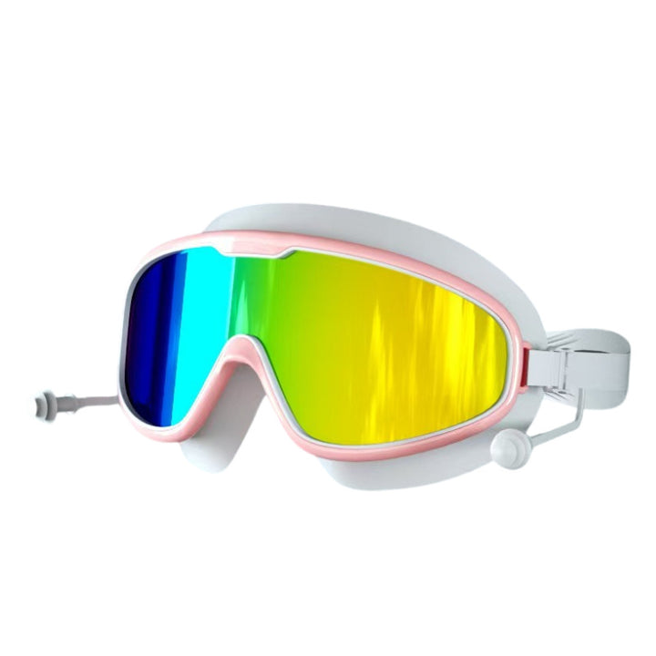 Diving mask with field of vision optimization and anti-fog technology Bowlift