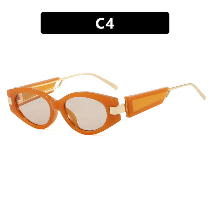 Ladies elegant Cat-Eye sunglasses with gold accents Bowlift
