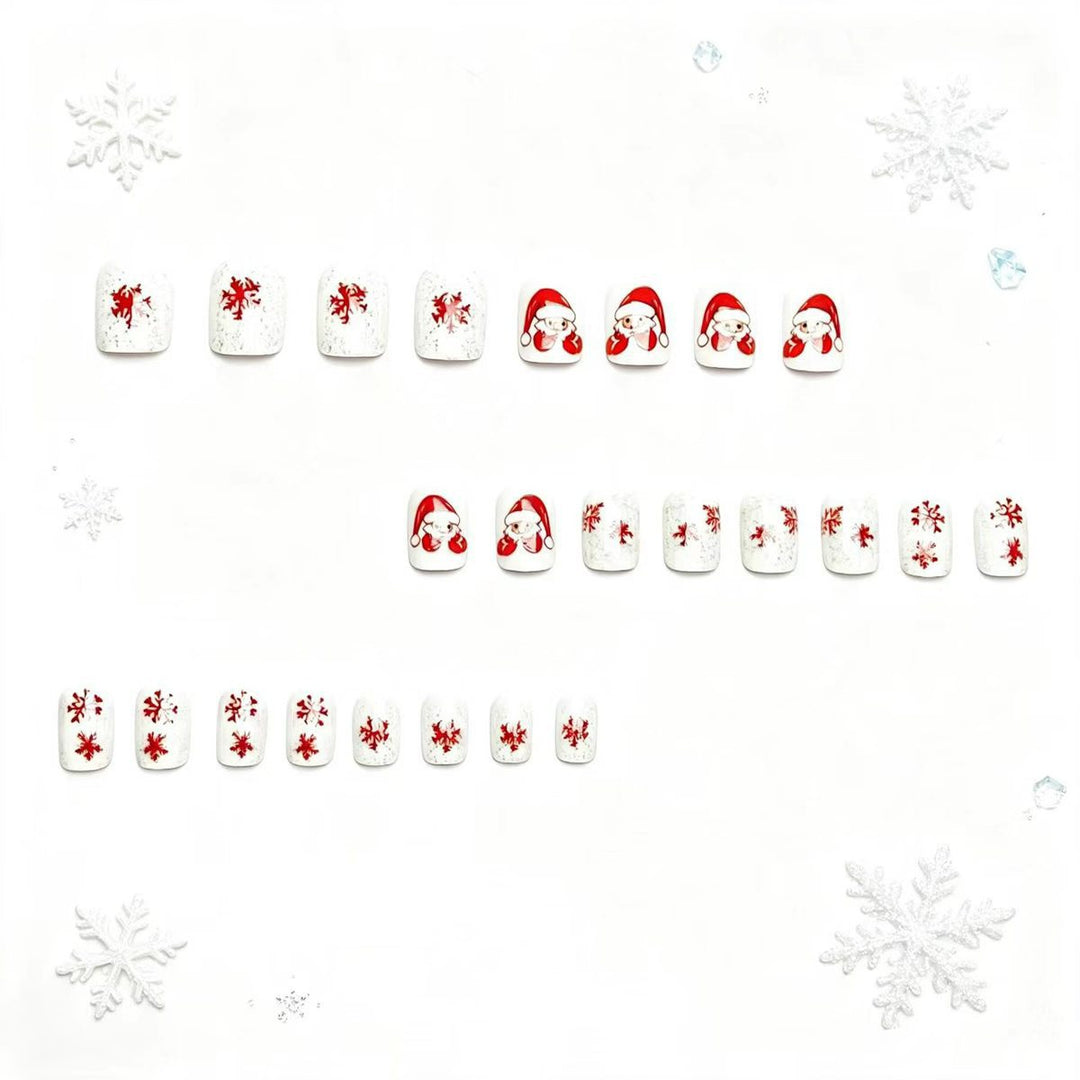 Artificial nails with festive Christmas design Bowlift