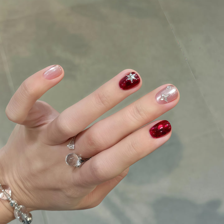 Glamorous Nail Design Bowlift