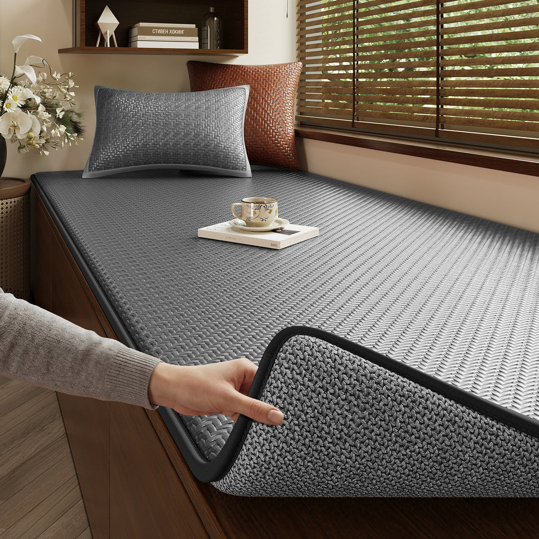 Textured Bed Cover Mat Bowlift