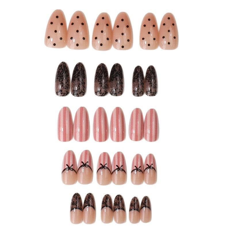 Elegant Lace-Inspired Press-On Nail Set Bowlift