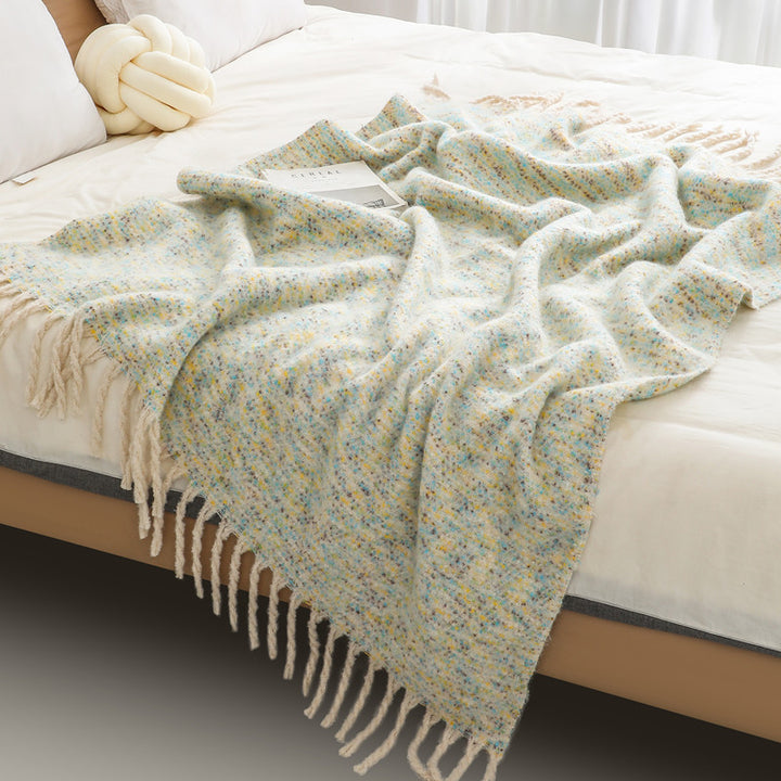 Ladies elegant and cozy blanket with fringes Bowlift