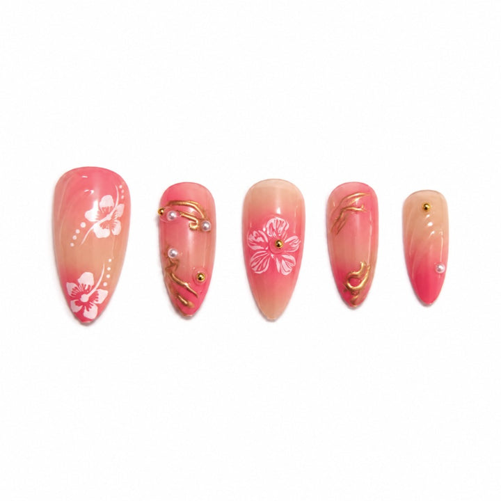 Artificial nails with floral decorations and gold accents Bowlift
