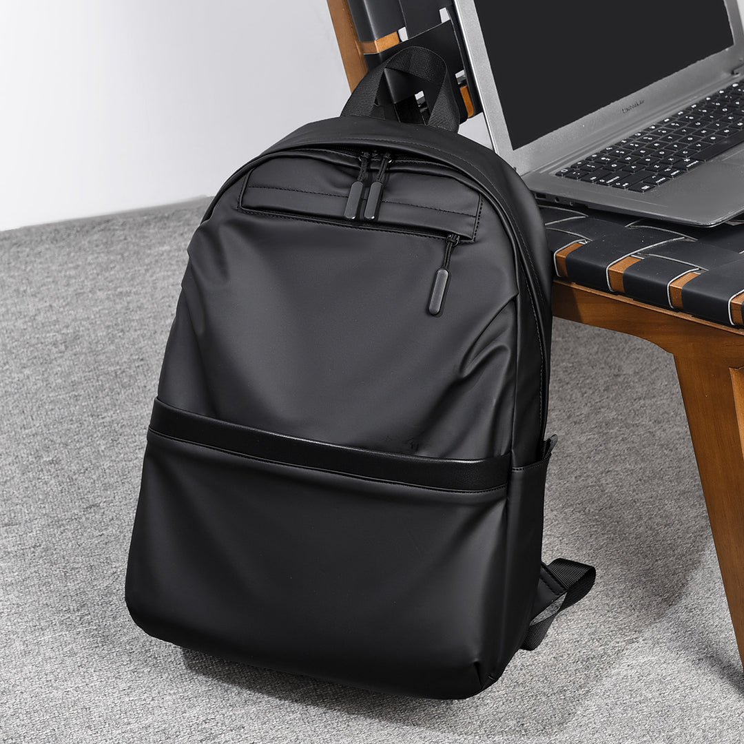 Water-Resistant Slim Daypack Bowlift