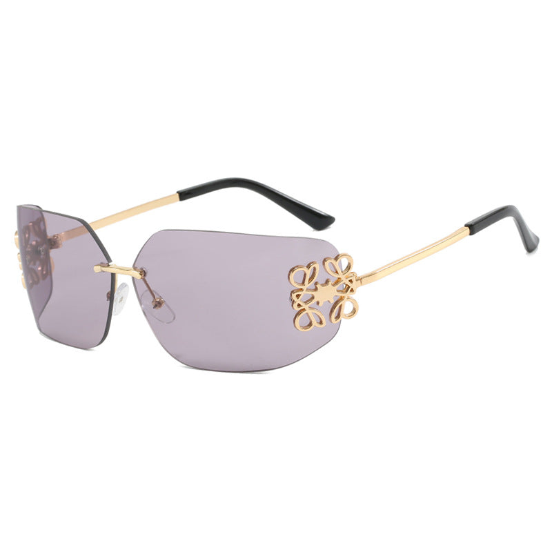 Ladies extravagantly designed sunglasses with elegant embellishments Bowlift
